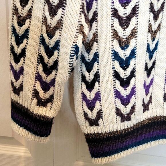 JANTZEN Multicolored Heavy Crewneck Sweater Size Medium - Picture 6 of 8